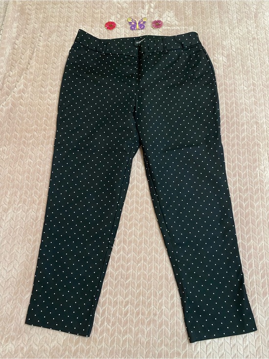 Liz Claiborne Pants - Liz Claiborne Black Polka Dot Ankle Pants Women’s Size 12